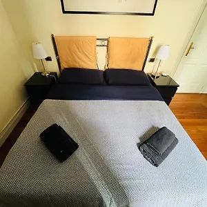 https://pastrengo-2.it-lombardy.com