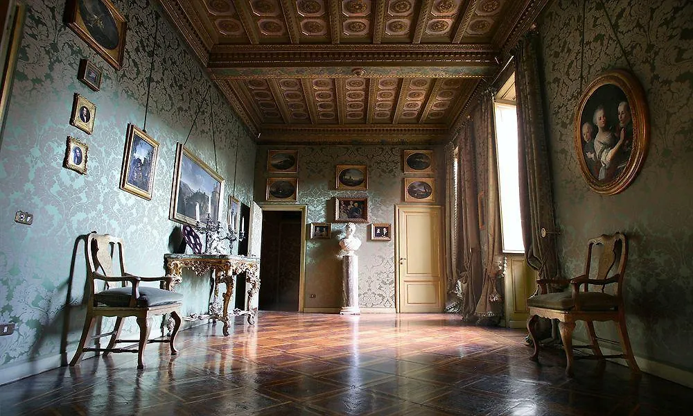 Bed & Breakfast Residenza Ruspoli Bonaparte Rome