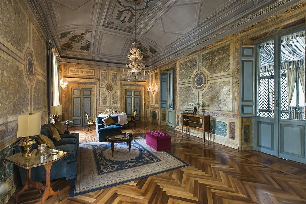 Bed & Breakfast Residenza Ruspoli Bonaparte Rome